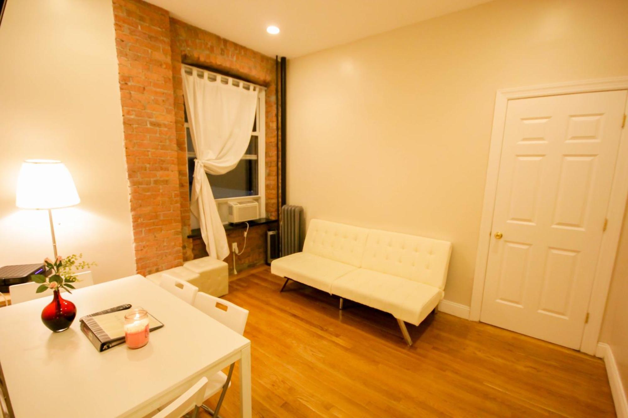 Studio Plus - One-Bedroom Apt New York City Room photo